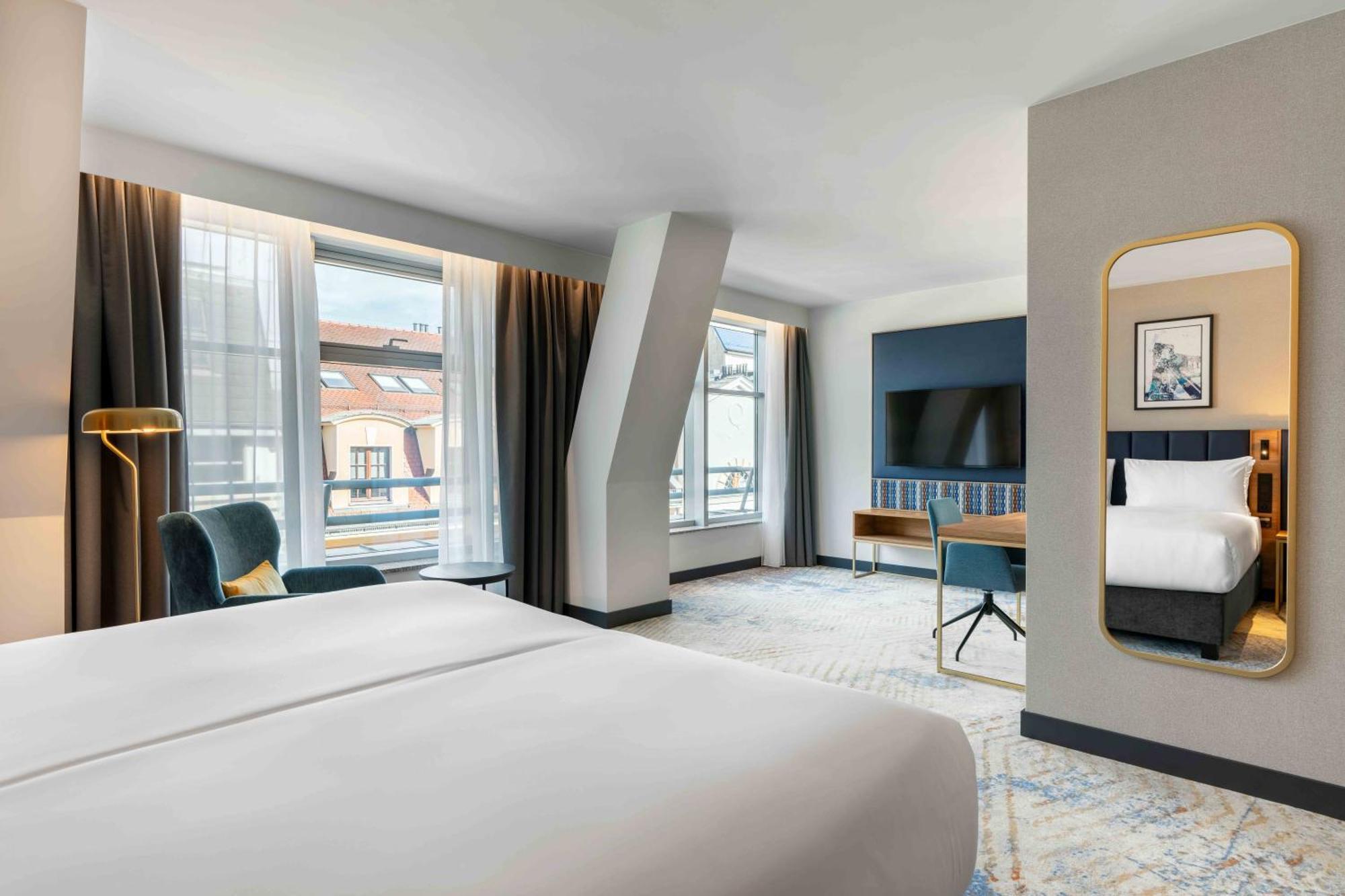Hotel Wyndham Old Town 4*