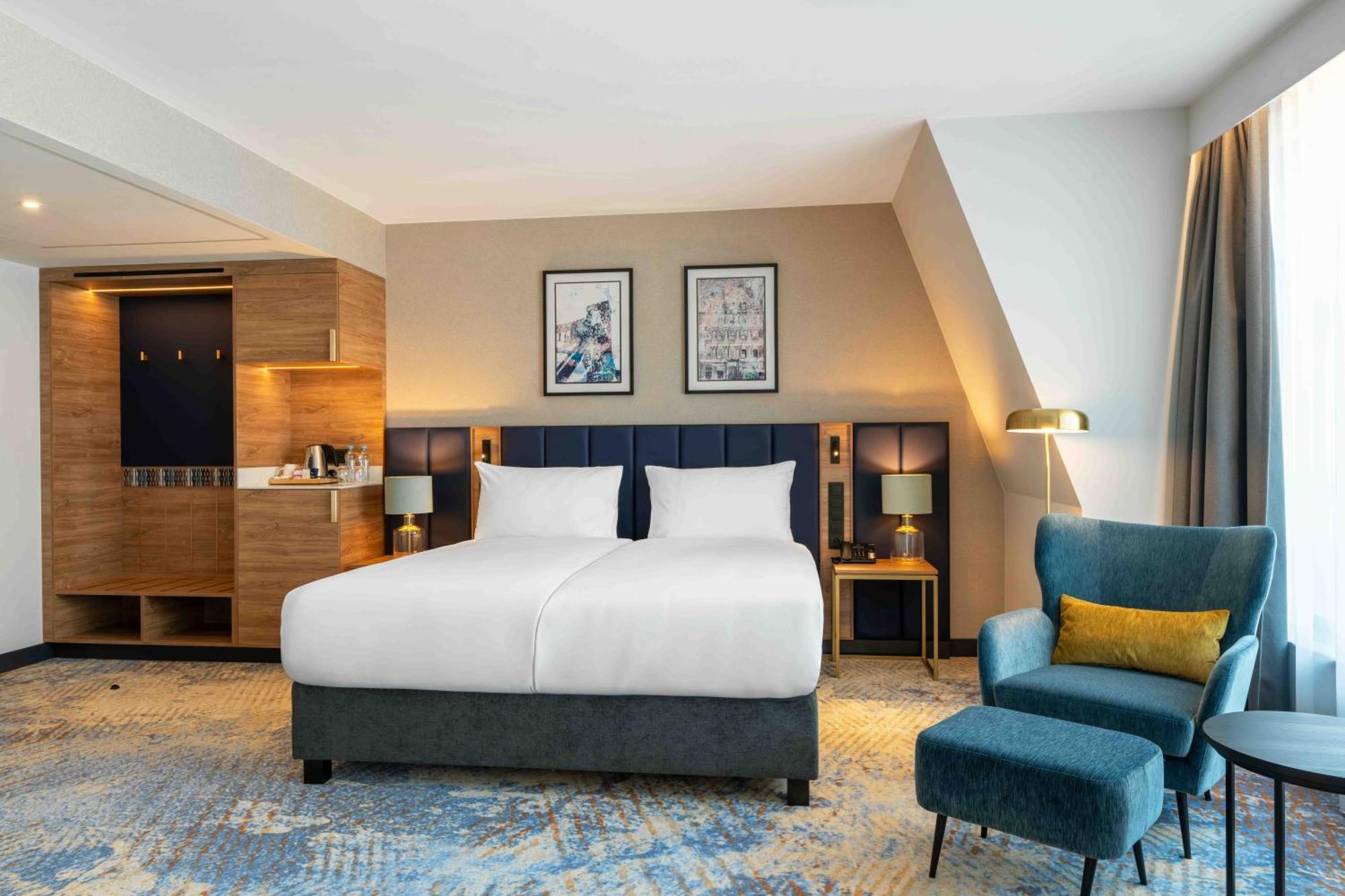 Sofitel Altstadt Hotel 4*